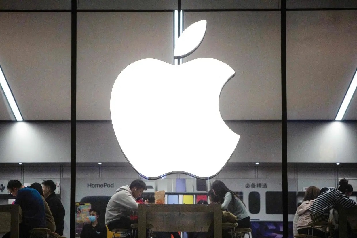 DR Congo Issues Formal Notice to Apple Over Alleged Use of Exploited Minerals